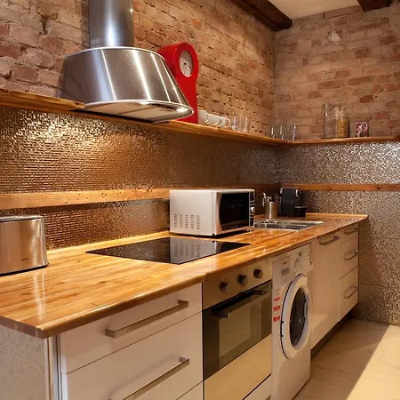 Smart Bluecher Apartment