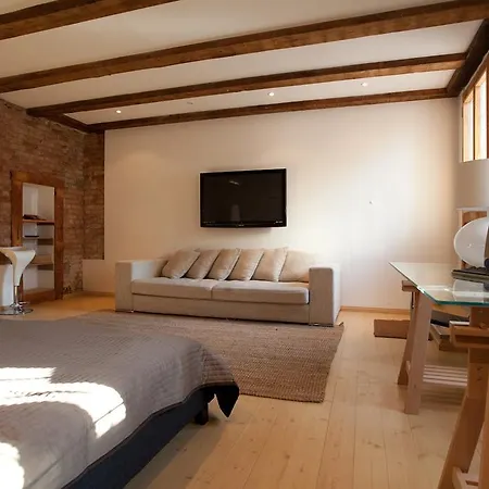 Apartment Smart Bluecher *
