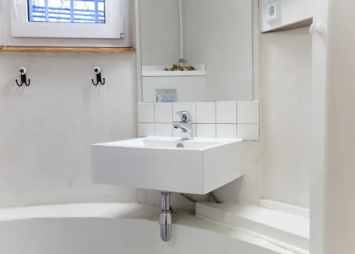 柏林布吕歇尔智能公寓 *